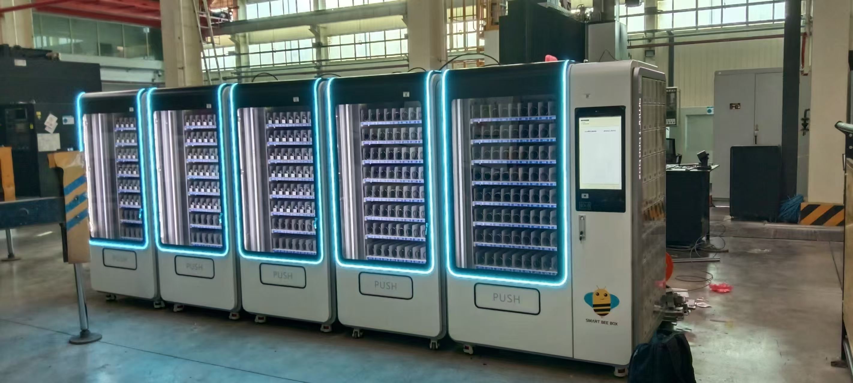 SmartBeeBox industrial vending installation